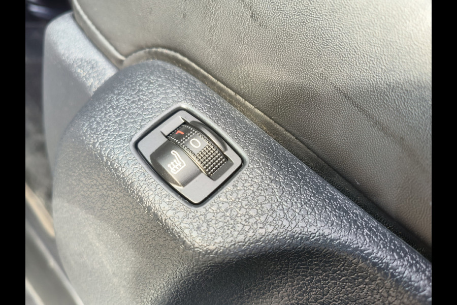 Peugeot Expert 2.0 BlueHDI 180 Standard Premium Automaat Trekhaak Imperial Euro 6 Rijklaar  6 maanden Bovag-garantie Henk Jongen Auto's in Helmond,  al 50 jaar service zoals 't hoort!