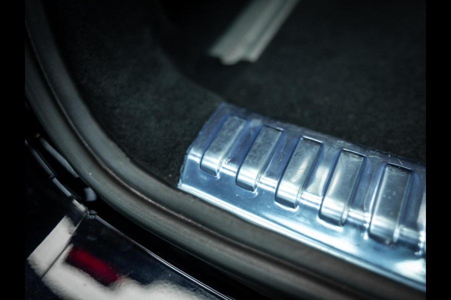 Audi RS6 RS 6 TFSI quattro AUDI Exlusive kleur | Keramisch | trekhaak | Stoel vent. | Alcantara