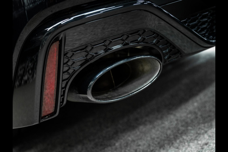 Audi RS6 RS 6 TFSI quattro AUDI Exlusive kleur | Keramisch | trekhaak | Stoel vent. | Alcantara