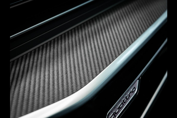 Audi RS6 RS 6 TFSI quattro AUDI Exlusive kleur | Keramisch | trekhaak | Stoel vent. | Alcantara