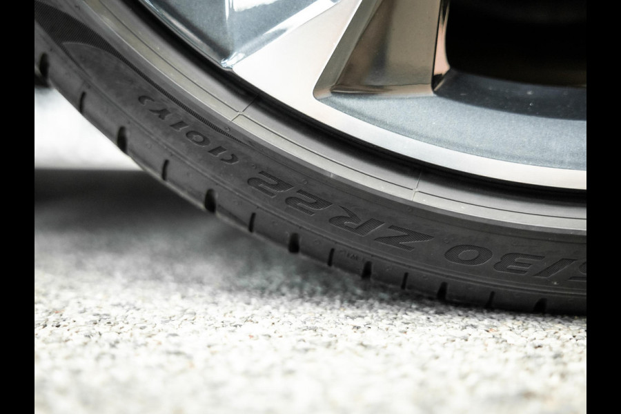 Audi RS6 RS 6 TFSI quattro AUDI Exlusive kleur | Keramisch | trekhaak | Stoel vent. | Alcantara