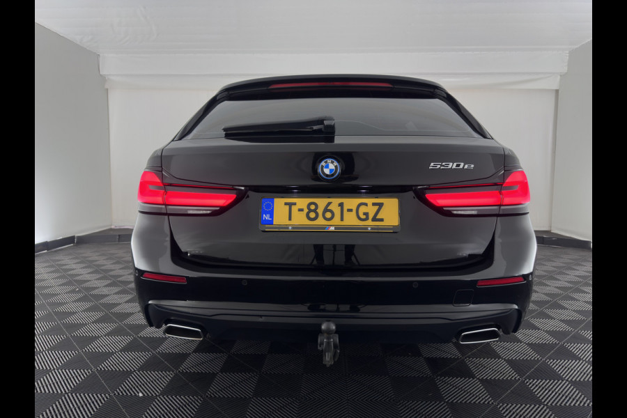 BMW 5 Serie Touring 530e Business Edition Plus (Plug-in) (INCL.BTW) *LEATHER | FULL-LED | MEMORY-PACK | HEATED-COMFORTSEATS | NAVI-FULLMAP | PRIVACY-GLASS | ECC | PDC | CRUISE | 18''ALU | TOWBAR*