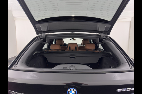 BMW 5 Serie Touring 530e Business Edition Plus (Plug-in) (INCL.BTW) *LEATHER | FULL-LED | MEMORY-PACK | HEATED-COMFORTSEATS | NAVI-FULLMAP | PRIVACY-GLASS | ECC | PDC | CRUISE | 18''ALU | TOWBAR*