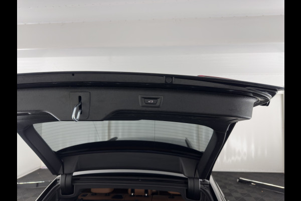 BMW 5 Serie Touring 530e Business Edition Plus (Plug-in) (INCL.BTW) *LEATHER | FULL-LED | MEMORY-PACK | HEATED-COMFORTSEATS | NAVI-FULLMAP | PRIVACY-GLASS | ECC | PDC | CRUISE | 18''ALU | TOWBAR*