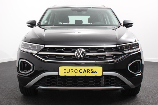 Volkswagen T-Roc 1.5 TSI 150pk Automaat Style Navigatie Apple Carplay/Android Auto Parkeersensoren Camera Adaptive Cruise Control Blind Spot Assist Park Assist Stoel- en stuurverwarming Elektrische achterklep LED-koplampen