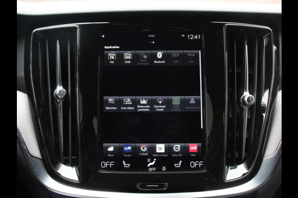 Volvo V60 2.0 B4 R-Design Navigatie Camera Climate Control Parkeer Sensoren Cruise Control Adaptive Verwarmde voorstoelen Lichtmetalen Velgen