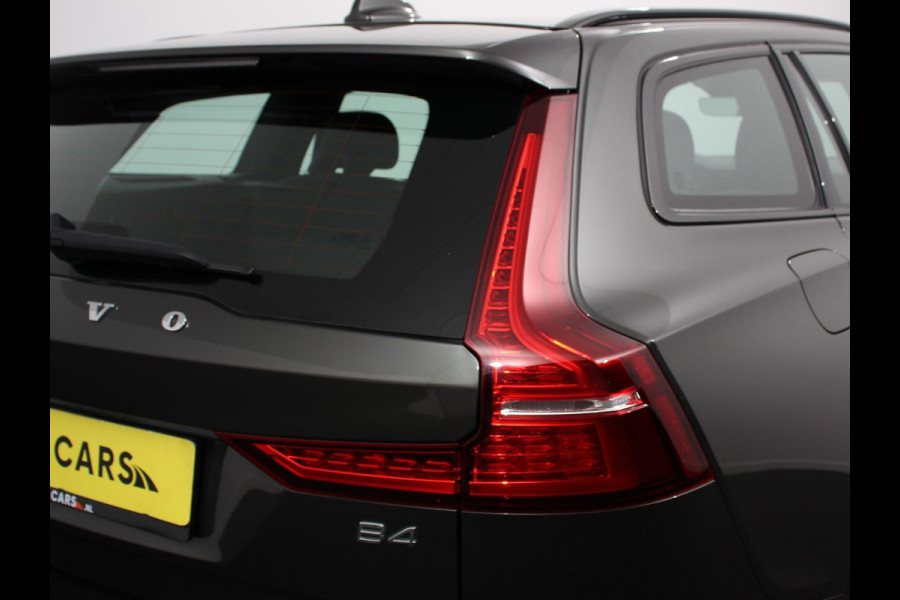 Volvo V60 2.0 B4 R-Design Navigatie Camera Climate Control Parkeer Sensoren Cruise Control Adaptive Verwarmde voorstoelen Lichtmetalen Velgen