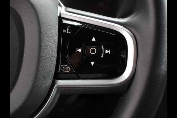Volvo V60 2.0 B4 R-Design Navigatie Camera Climate Control Parkeer Sensoren Cruise Control Adaptive Verwarmde voorstoelen Lichtmetalen Velgen