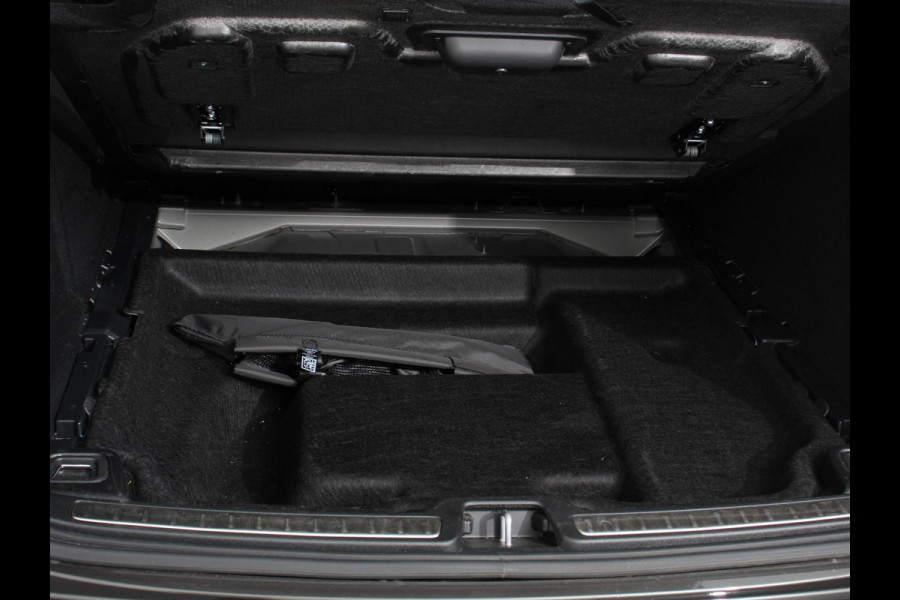 Volvo V60 2.0 B4 R-Design Navigatie Camera Climate Control Parkeer Sensoren Cruise Control Adaptive Verwarmde voorstoelen Lichtmetalen Velgen