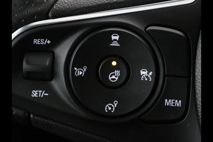 Opel Grandland 1.6 Turbo Plug-In GSE 300PK Hybrid4 4x4 Stoelverwarming | LED | Camera | Dodehoek Ass. | Adapt. cruise |
