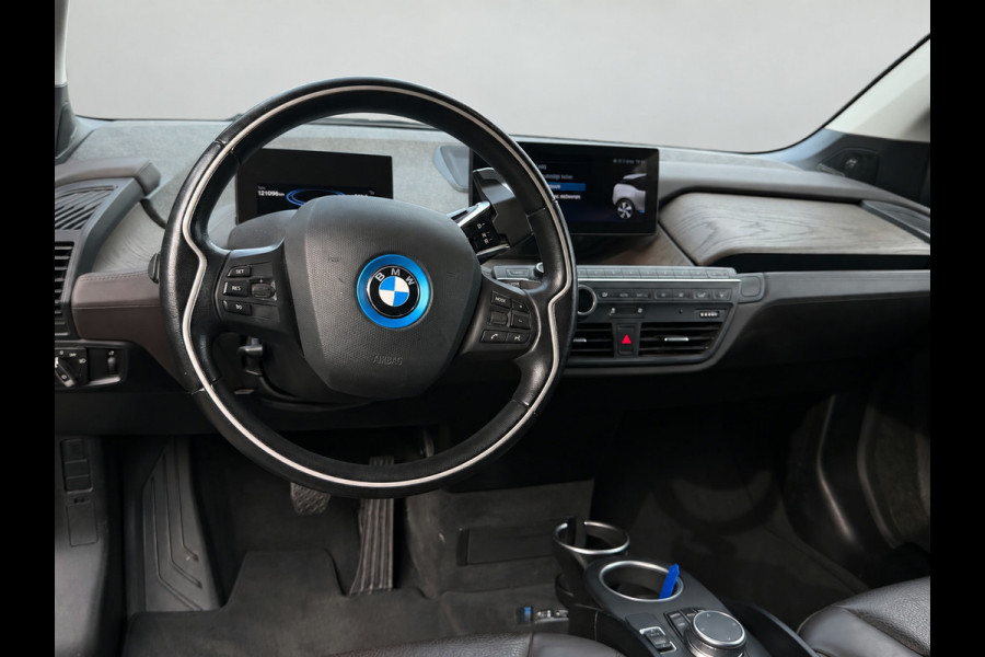 BMW i3 S 120Ah 42 kWh RoadStyle Edition, warmtepomp, harman/cardon, vele opties, 1 e eigenaar, Origineel NL auto met nap