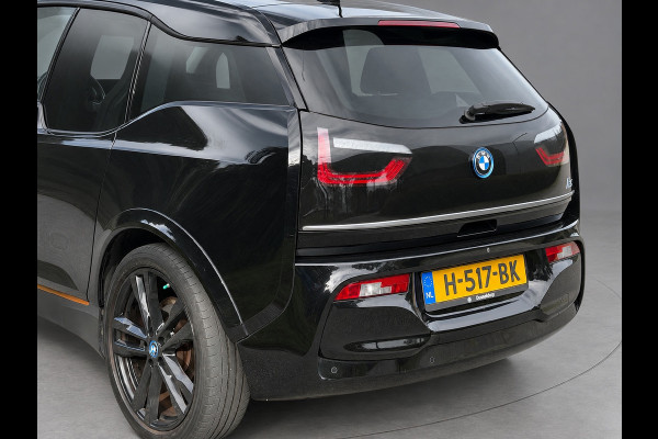 BMW i3 S 120Ah 42 kWh RoadStyle Edition, warmtepomp, harman/cardon, vele opties, 1 e eigenaar, Origineel NL auto met nap