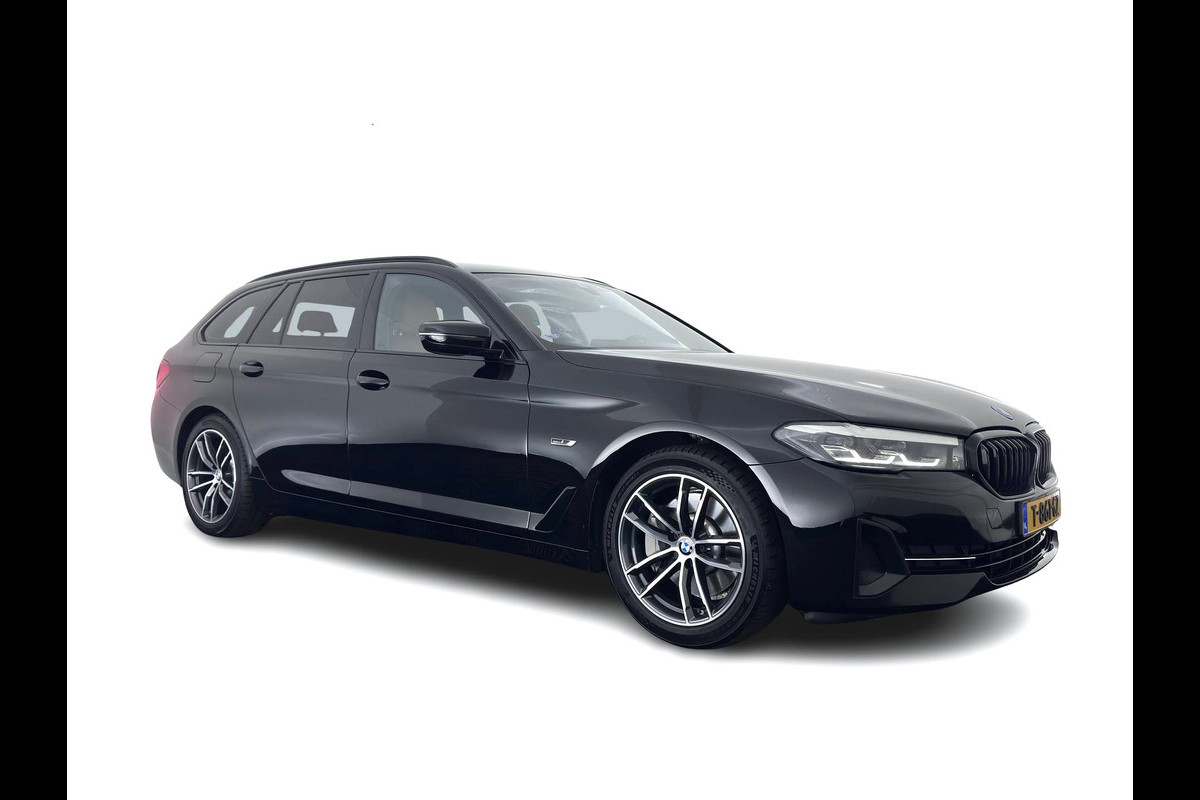 BMW 5 Serie Touring 530e Business Edition Plus (Plug-in) (INCL.BTW) *LEATHER | FULL-LED | MEMORY-PACK | HEATED-COMFORTSEATS | NAVI-FULLMAP | PRIVACY-GLASS | ECC | PDC | CRUISE | 18''ALU | TOWBAR*