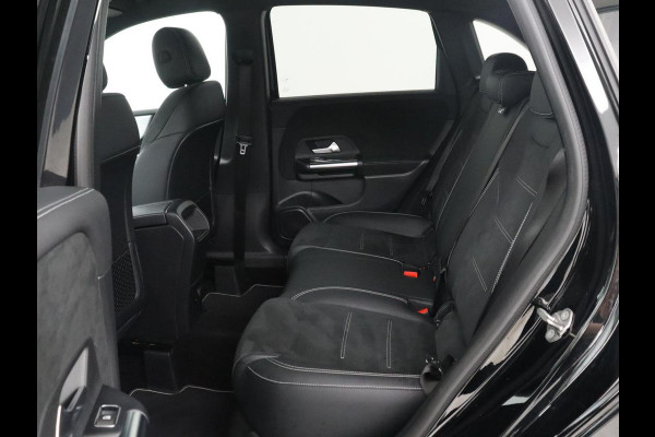 Mercedes-Benz B-Klasse 250 e Premium Plus AMG-Line | Camera | Navigatie | LED | Stoelverwarming |