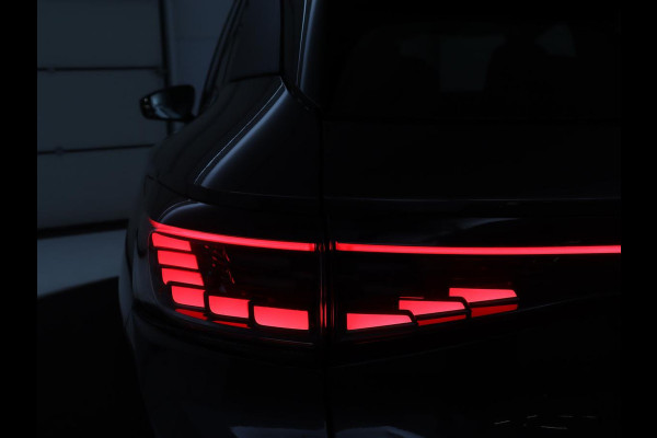 Volkswagen ID.4 Tech 77 kWh SOH 90% | 360 Camera | LED | Trekhaak | Navigatie |