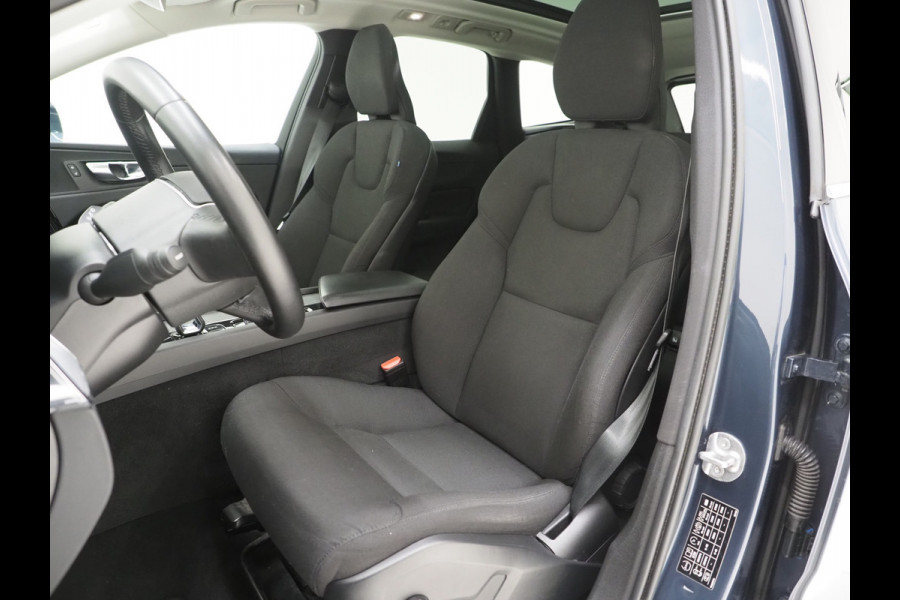 Volvo XC60 2.0 T6 Plug-in hybrid AWD Long Range | Panoramadak | Pilot Assist | 360 | Stoel/stuurverwarming | Keyless | Carplay