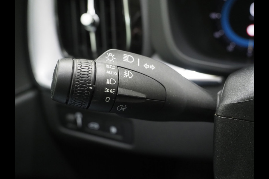 Volvo XC60 2.0 T6 Plug-in hybrid AWD Long Range | Panoramadak | Pilot Assist | 360 | Stoel/stuurverwarming | Keyless | Carplay