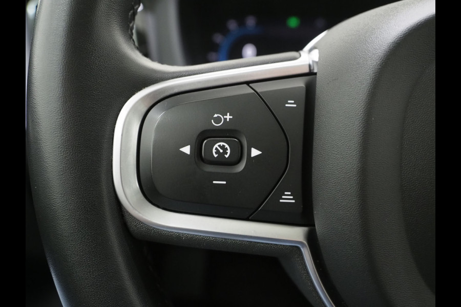 Volvo XC60 2.0 T6 Plug-in hybrid AWD Long Range | Panoramadak | Pilot Assist | 360 | Stoel/stuurverwarming | Keyless | Carplay