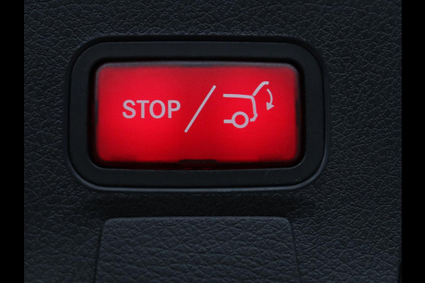 Mercedes-Benz CLA-Klasse Shooting Brake 180 Business Solution AMG | Stoelverwarming | LED | Navigatie | Camera |