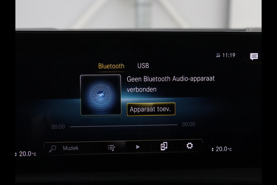 Mercedes-Benz CLA-Klasse Shooting Brake 180 Business Solution AMG | Stoelverwarming | LED | Navigatie | Camera |