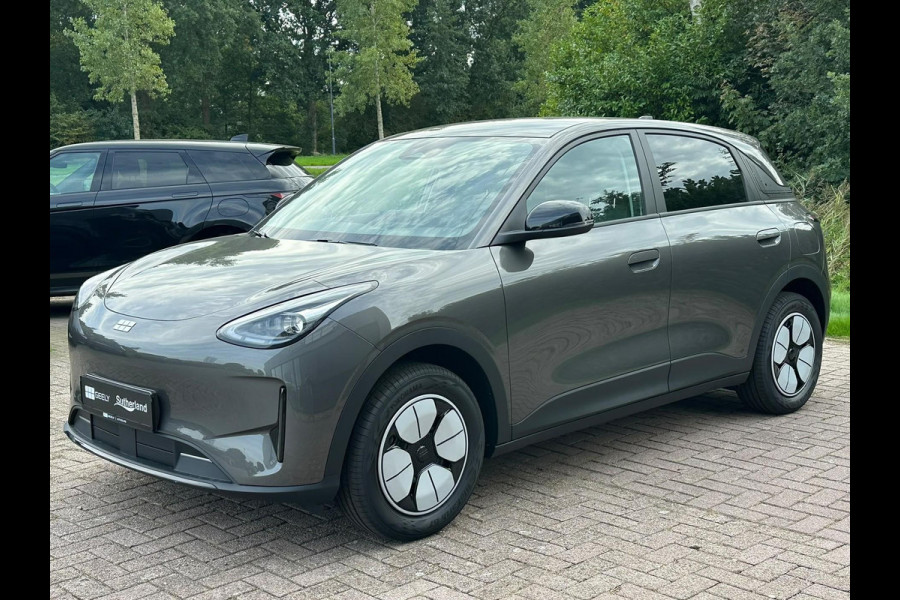 GEELY E2 Max 47.14 kWh 81 PK |  252 Km actieradius | Verwarmbare voorstoelen en stuurwiel | Achteruitrijcamera en parkeersensoren achter | 8,8″ digitaal instrumentenpaneel en 14,6″ multimediascherm met Flyme Auto | 2026