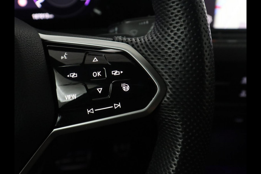 Volkswagen Golf Variant 1.5 eTSI R-Line | Trekhaak | Navigatie | LED | Stoelverwarming |
