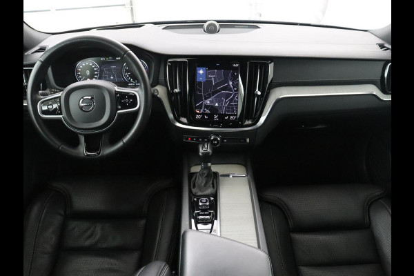 Volvo V60 2.0 T6 AWD Inscription 310PK Inscription | Bowers & Wilkins | Panoramadak | Head Up | Trekhaak | LED | Stoelverwarming | Stoelkoeling | Adaptive cruise | 360 camera | Memory |