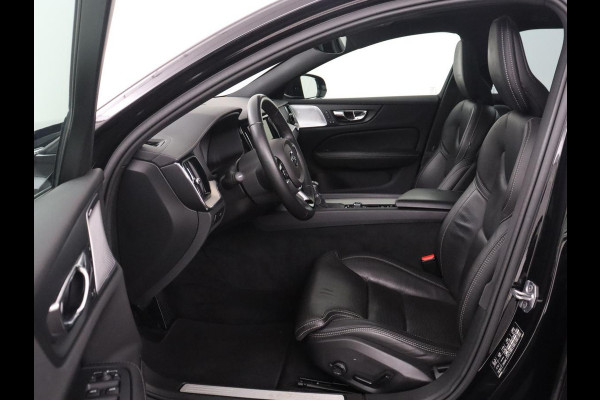 Volvo V60 2.0 T6 AWD Inscription 310PK Inscription | Bowers & Wilkins | Panoramadak | Head Up | Trekhaak | LED | Stoelverwarming | Stoelkoeling | Adaptive cruise | 360 camera | Memory |