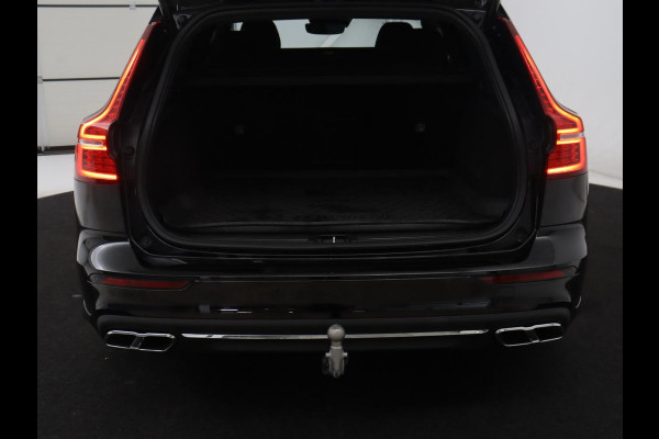 Volvo V60 2.0 T6 AWD Inscription 310PK Inscription | Bowers & Wilkins | Panoramadak | Head Up | Trekhaak | LED | Stoelverwarming | Stoelkoeling | Adaptive cruise | 360 camera | Memory |