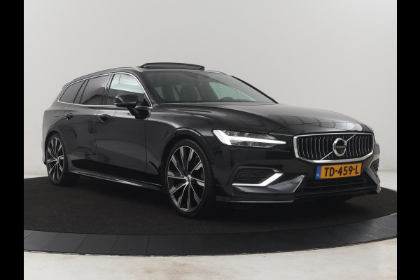 Volvo V60 2.0 T6 AWD Inscription 310PK Inscription | Bowers & Wilkins | Panoramadak | Head Up | Trekhaak | LED | Stoelverwarming | Stoelkoeling | Adaptive cruise | 360 camera | Memory |