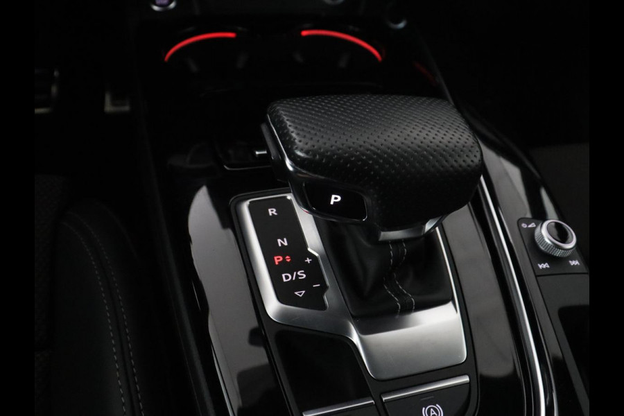 Audi A4 Avant 35 TFSI S edition Competition | Adaptive cruise | Half Leder | Park assist | Carplay | Full LED | Virtual Dashboard | Climate control |