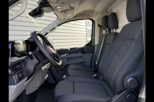 Ford E-Transit Cust. 340 L2H1 Limited 71 kWh 218 PK | 360 Camera | B&O Audio | Adaptieve Cruise | Direct leverbaar!