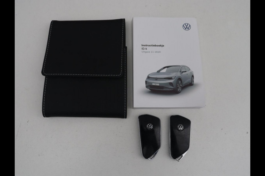Volkswagen ID.4 First 77 kWh SOG 89,3% | Trekhaak | Camera | LED | Stoelverwarming | Apple Carplay |