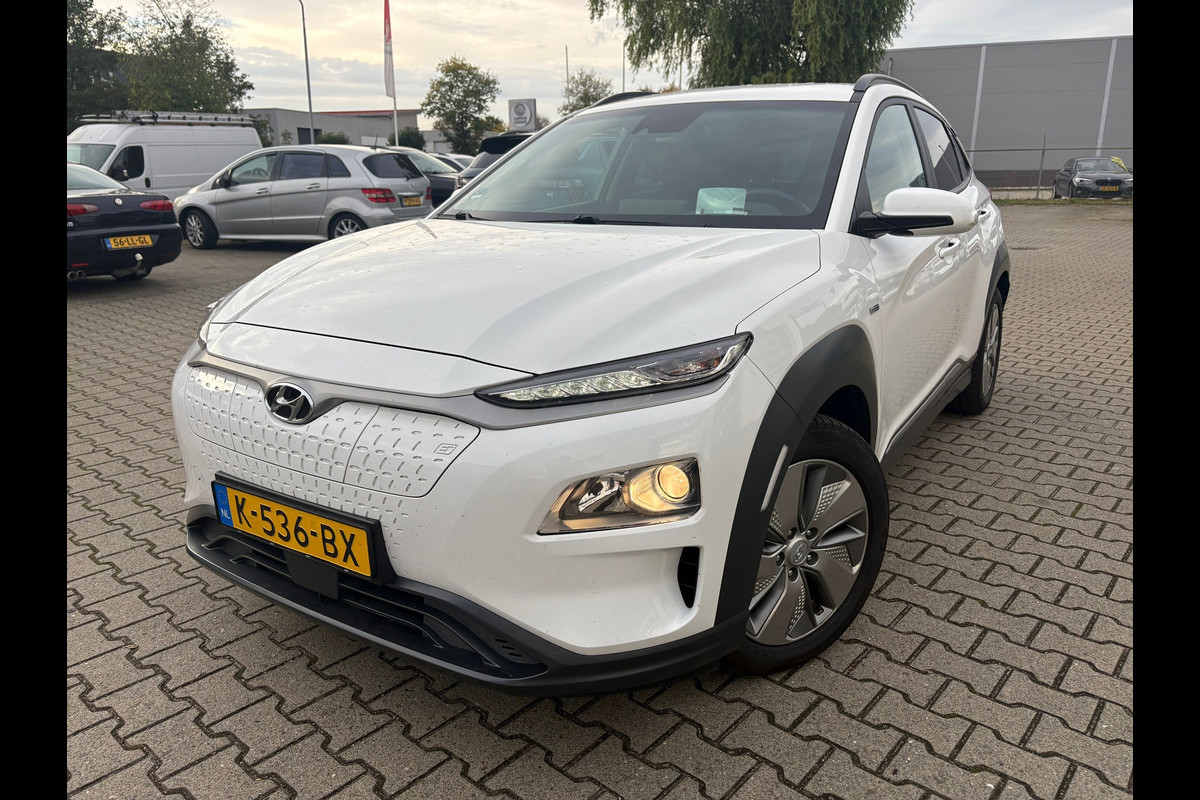 Hyundai Kona EV Fashion 64 kWh GROTE ACCU