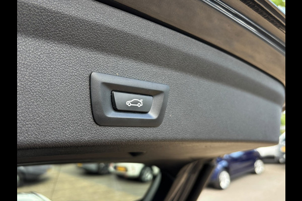 BMW 1-serie 118d High Executive | M Pakket | Shadow Line | Apple Carplay | Achterruitrijcamera