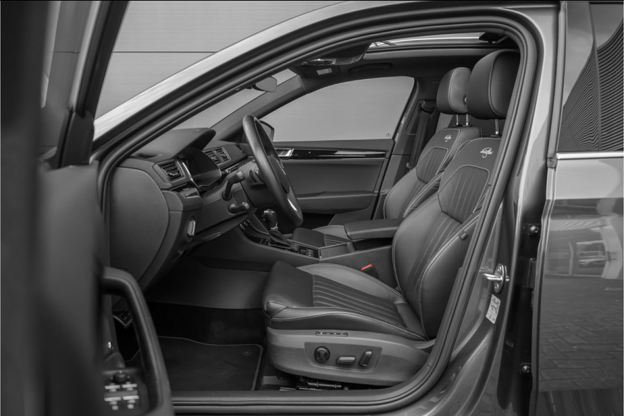 Škoda Superb Combi 1.4 TSI iV Laurin & Klement Pano ACC Trekhaak