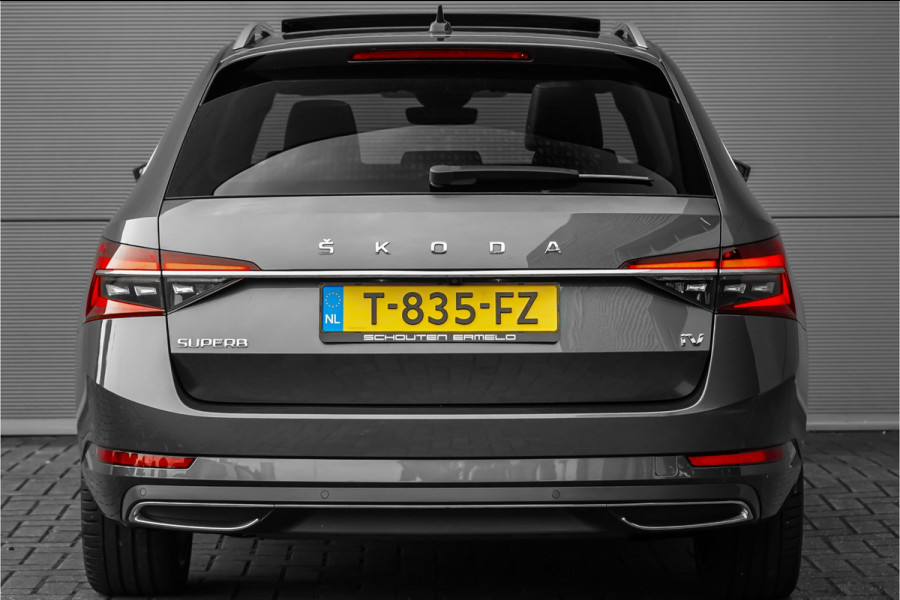Škoda Superb Combi 1.4 TSI iV Laurin & Klement Pano ACC Trekhaak