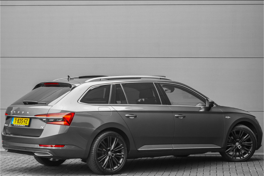 Škoda Superb Combi 1.4 TSI iV Laurin & Klement Pano ACC Trekhaak