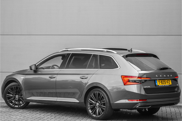 Škoda Superb Combi 1.4 TSI iV Laurin & Klement Pano ACC Trekhaak