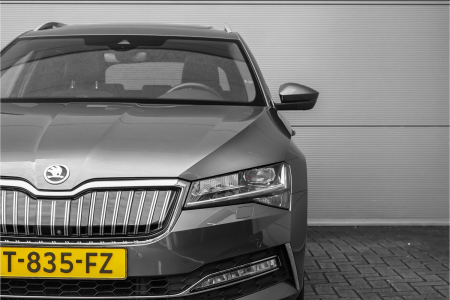 Škoda Superb Combi 1.4 TSI iV Laurin & Klement Pano ACC Trekhaak