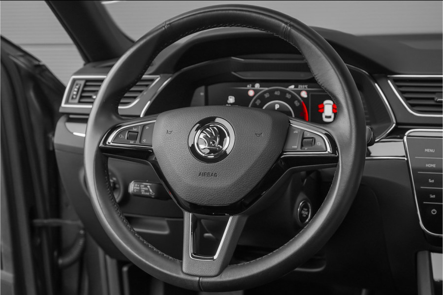 Škoda Superb Combi 1.4 TSI iV Laurin & Klement Pano ACC Trekhaak