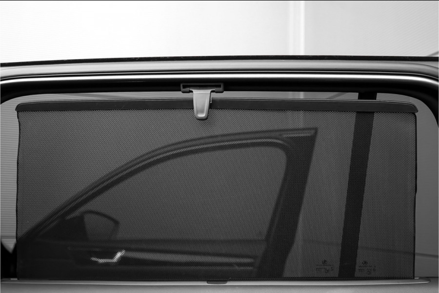 Škoda Superb Combi 1.4 TSI iV Laurin & Klement Pano ACC Trekhaak