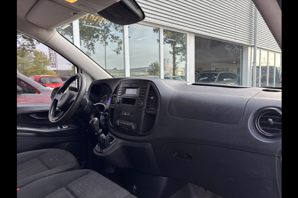Mercedes-Benz Vito 111 CDI Lang | Trekhaak | 3 Zitplaatsen | Bluetooth | Airco