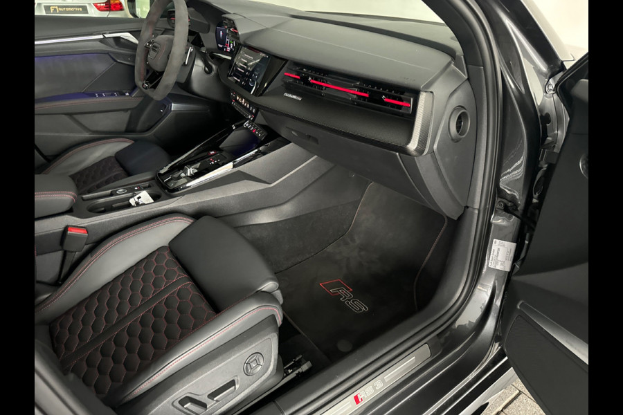 Audi RS3 Sportback 2.5 TFSI quattro Pano|Massage|Blindspot|ACC|Keyless