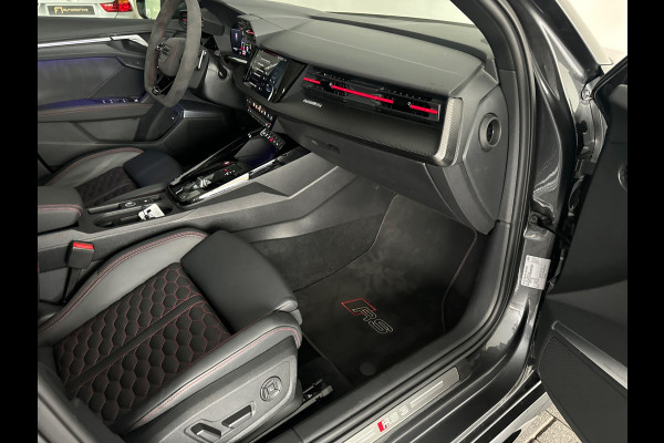 Audi RS3 Sportback 2.5 TFSI quattro Pano|Massage|Blindspot|ACC|Keyless