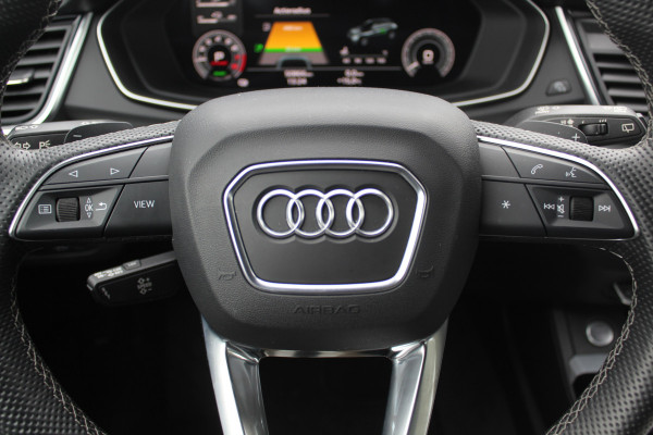 Audi Q5 50 TFSI e S edition NL Auto! / SoH 94,4% / 360Camera / Half leder / 20'' / Adapt.cruise / BTW Auto
