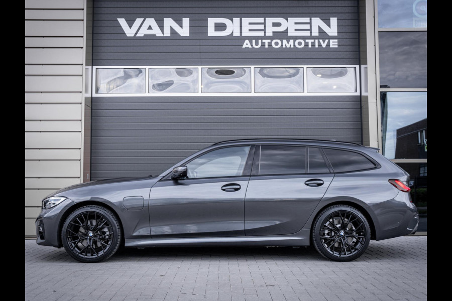 BMW 3 Serie Touring 320e High Executive M-Sport l Pano l ACC | Trekhaak l 360cam l ACC