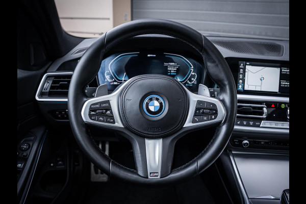 BMW 3 Serie Touring 320e High Executive M-Sport l Pano l ACC | Trekhaak l 360cam l ACC