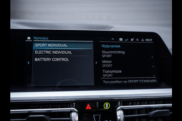 BMW 3 Serie Touring 320e High Executive M-Sport l Pano l ACC | Trekhaak l 360cam l ACC