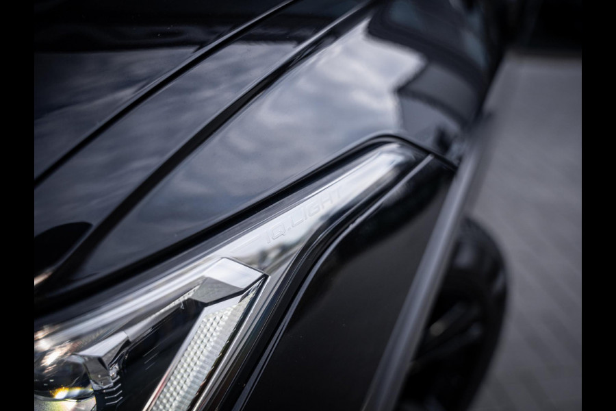 Volkswagen Tiguan 1.5 TSI 3x R-Line - IQ-L l Pano l Trekhaak l 360cam l Keyless